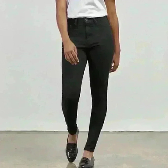 NEW Outland Denim Harriet High Rise Skinny Jeans Washed Black Premium Australian - Picture 2 of 7